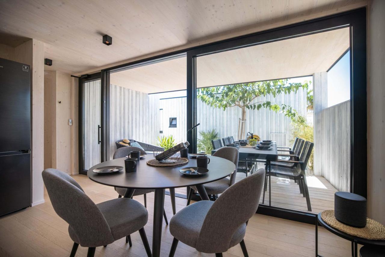 Arcadia Eco-Luxe Mobile Homes With Infinity Pool By Oiko Collection Privlaka  Bagian luar foto